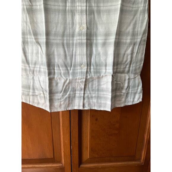 NWOT UNTUCKit Women's Villefranche Plaid Button Up Shirt Cap Sleeve Gray Size 10 - Picture 4 of 10